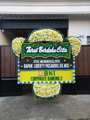 Papan Bunga Duka di Huristak